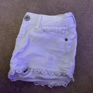 White unique jean shorts